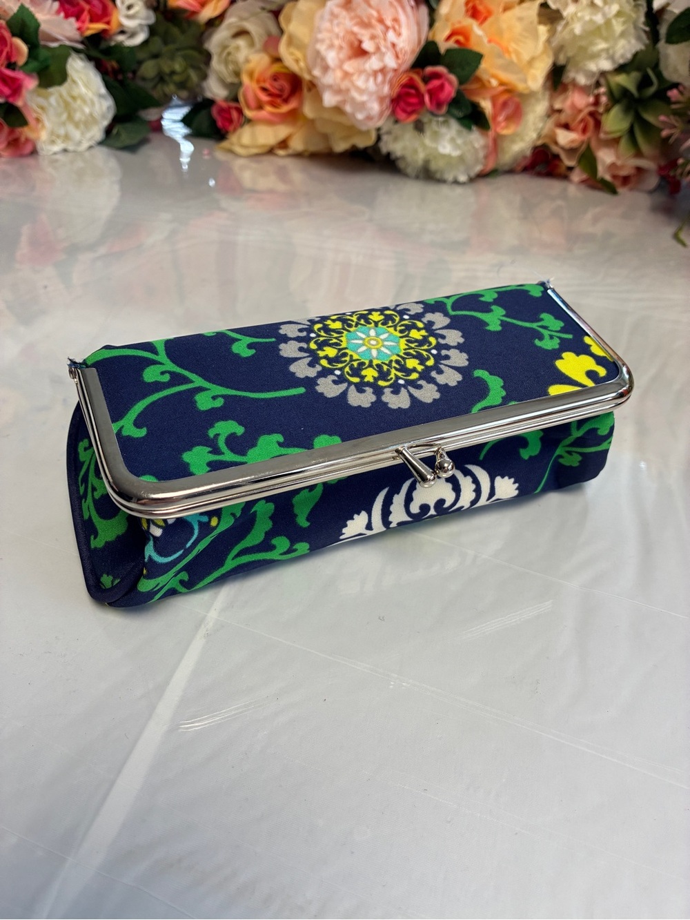 Initials Inc Social Climber XL Case BC-182 Kiss Lock Cosmetic Clutch Navy Floral